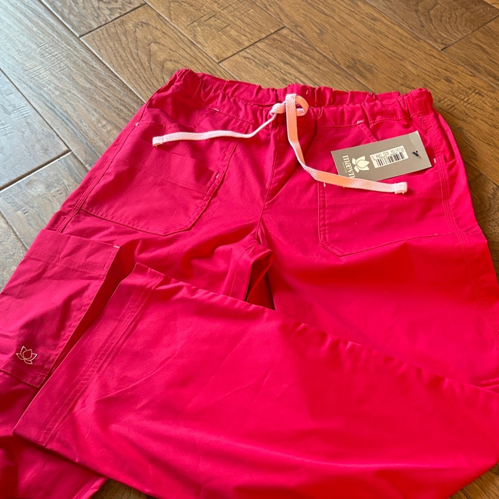 Maeven Brand New Hot Pink Women’s Scrub Set - Picture 7 of 12